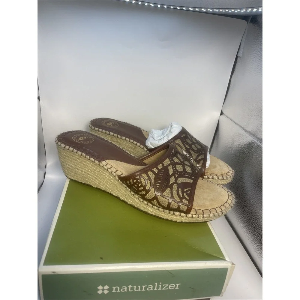 Nurture Leather Upper Slides Size 10 Medium Brazil